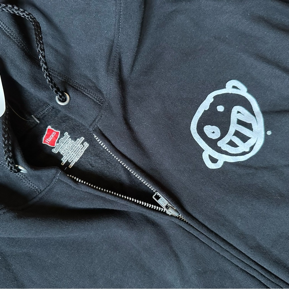 Newbury Comics Full Zip Wicked Good Hoodie Size XL NWT - Picture 4 of 4